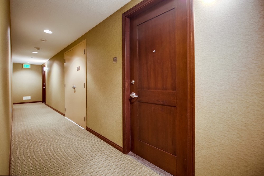 Virtual tour photo 7 of 48 for 555 Front St #1903