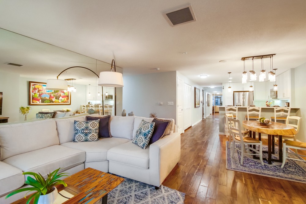 Virtual tour photo 9 of 46 for 555 Front St