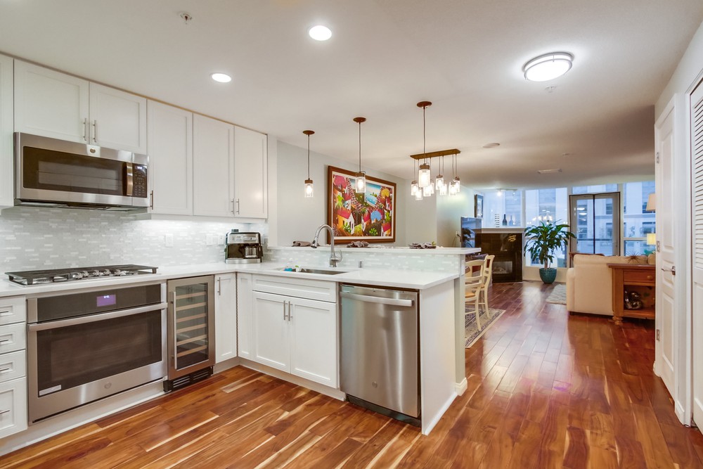 Virtual tour photo 16 of 46 for 555 Front St