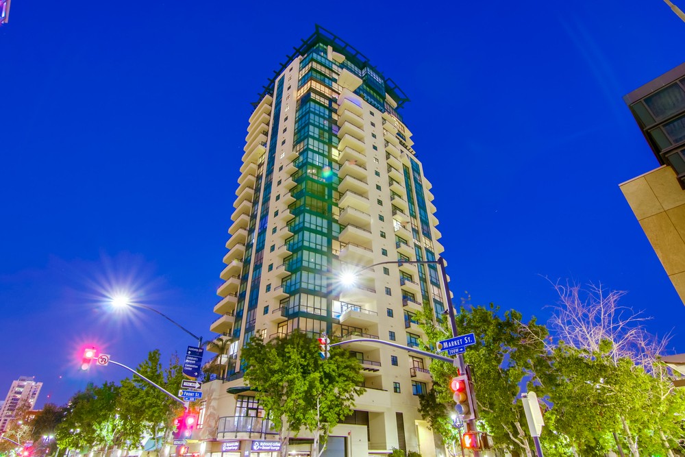 Virtual tour photo 5 of 91 for 555 Front St UNIT 204