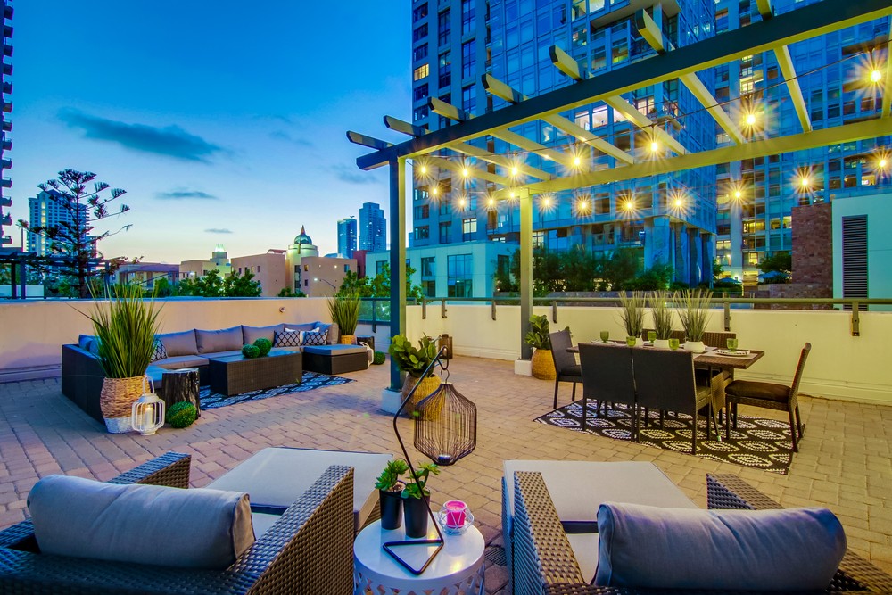 Virtual tour photo 7 of 91 for 555 Front St UNIT 204