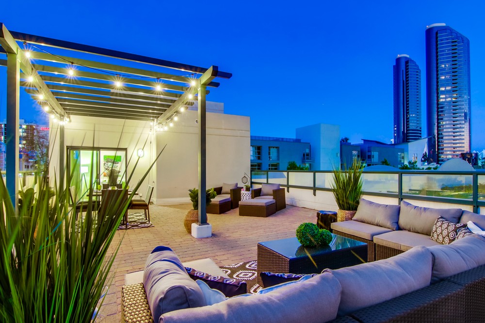 Virtual tour photo 10 of 91 for 555 Front St UNIT 204