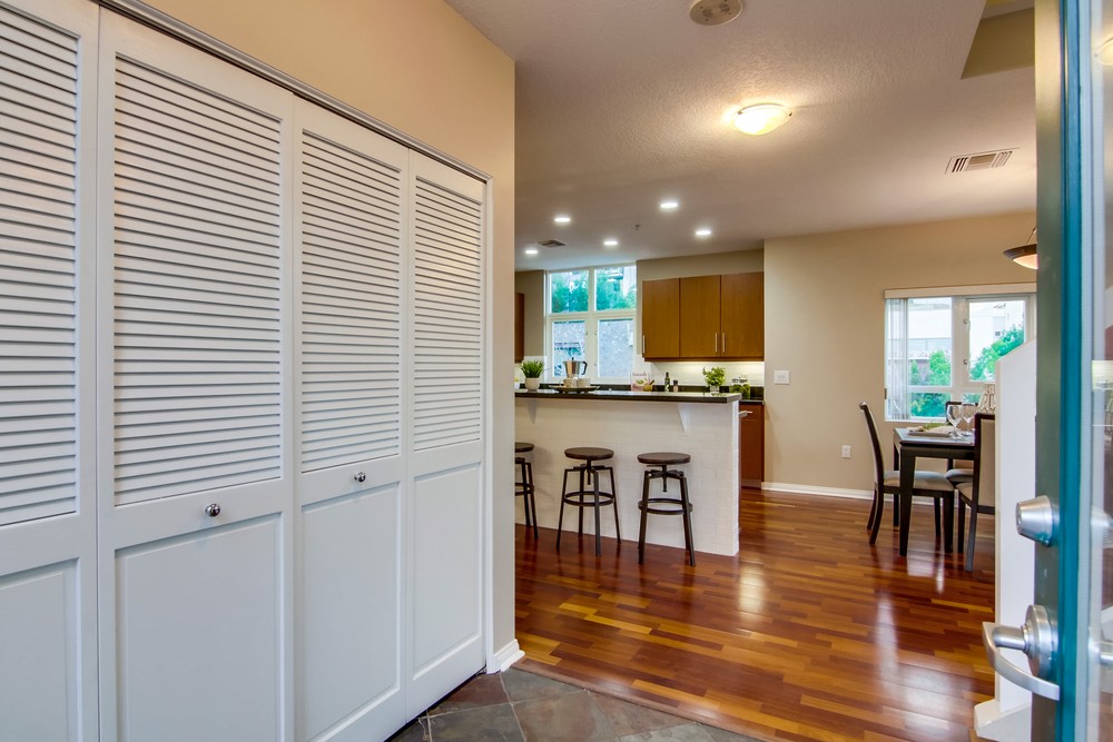 Virtual tour photo 15 of 91 for 555 Front St UNIT 204