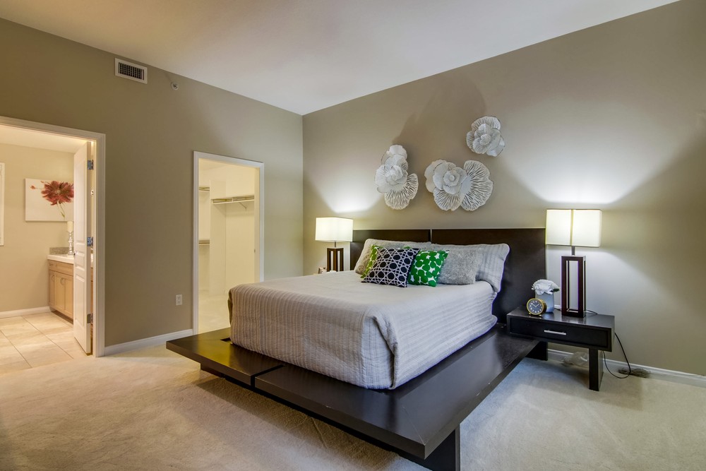 Virtual tour photo 40 of 91 for 555 Front St UNIT 204