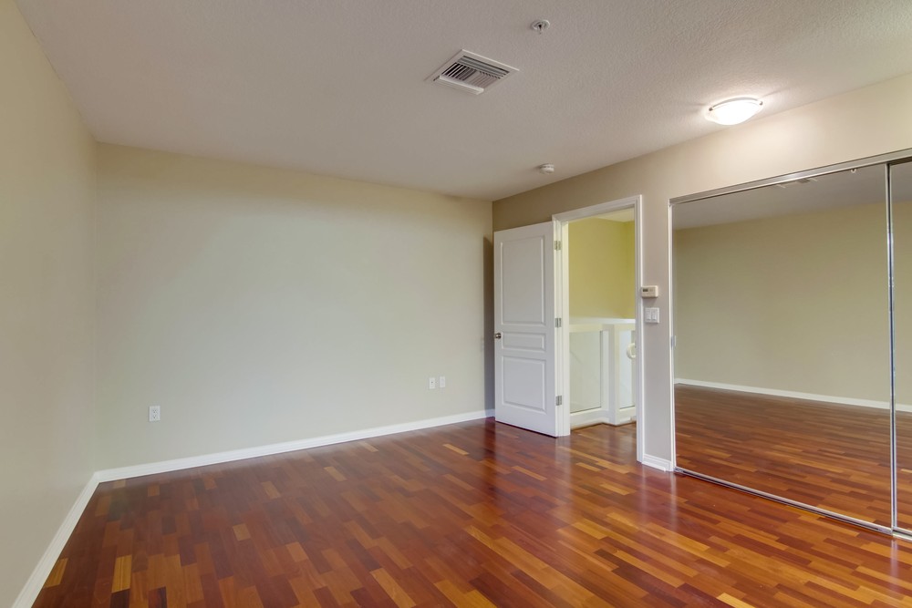 Virtual tour photo 56 of 91 for 555 Front St UNIT 204
