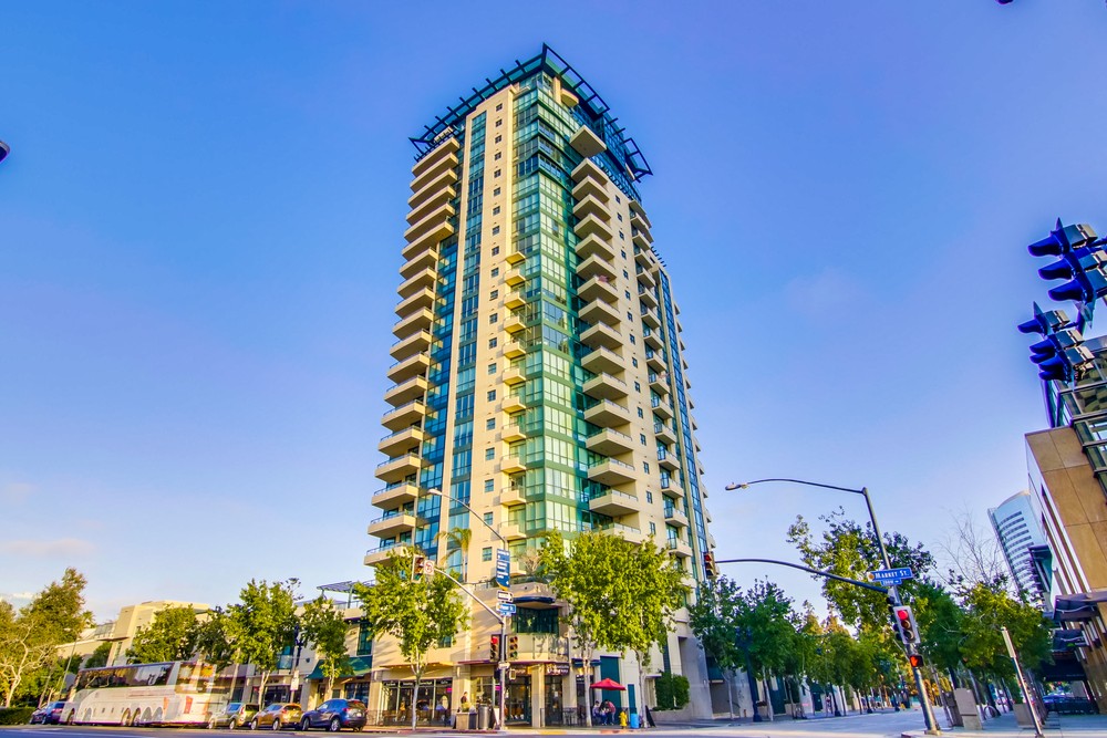 Virtual tour photo 59 of 91 for 555 Front St UNIT 204