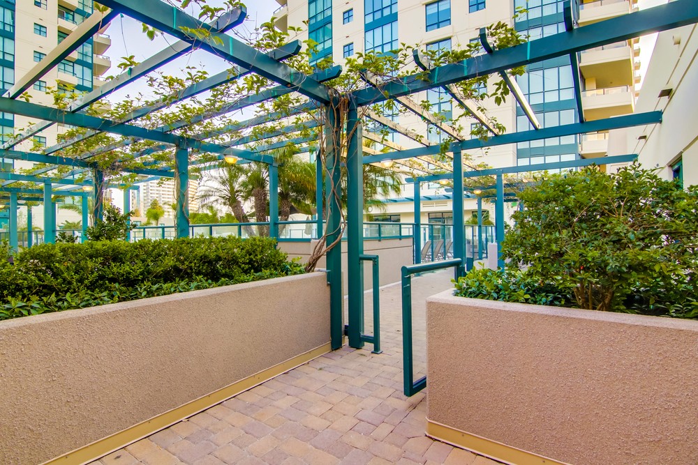 Virtual tour photo 67 of 91 for 555 Front St UNIT 204