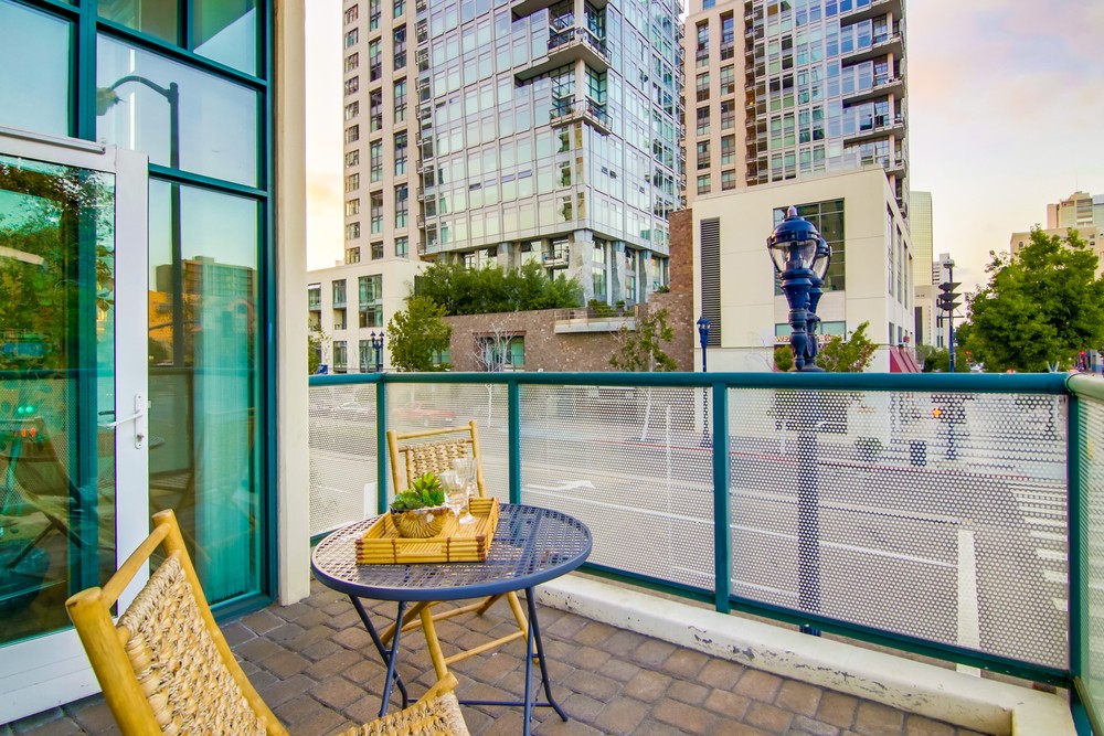 Virtual tour photo 69 of 91 for 555 Front St UNIT 204