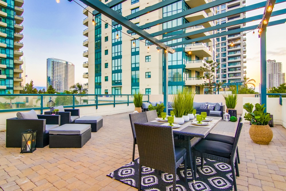 Virtual tour photo 72 of 91 for 555 Front St UNIT 204