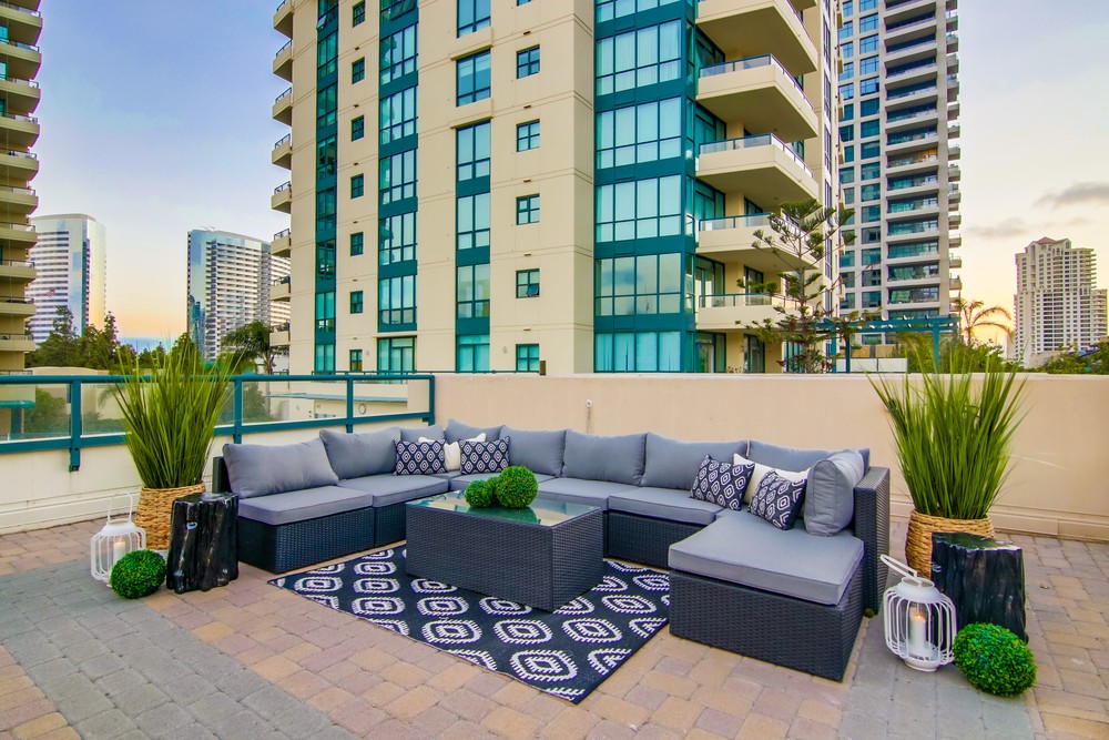 Virtual tour photo 76 of 91 for 555 Front St UNIT 204