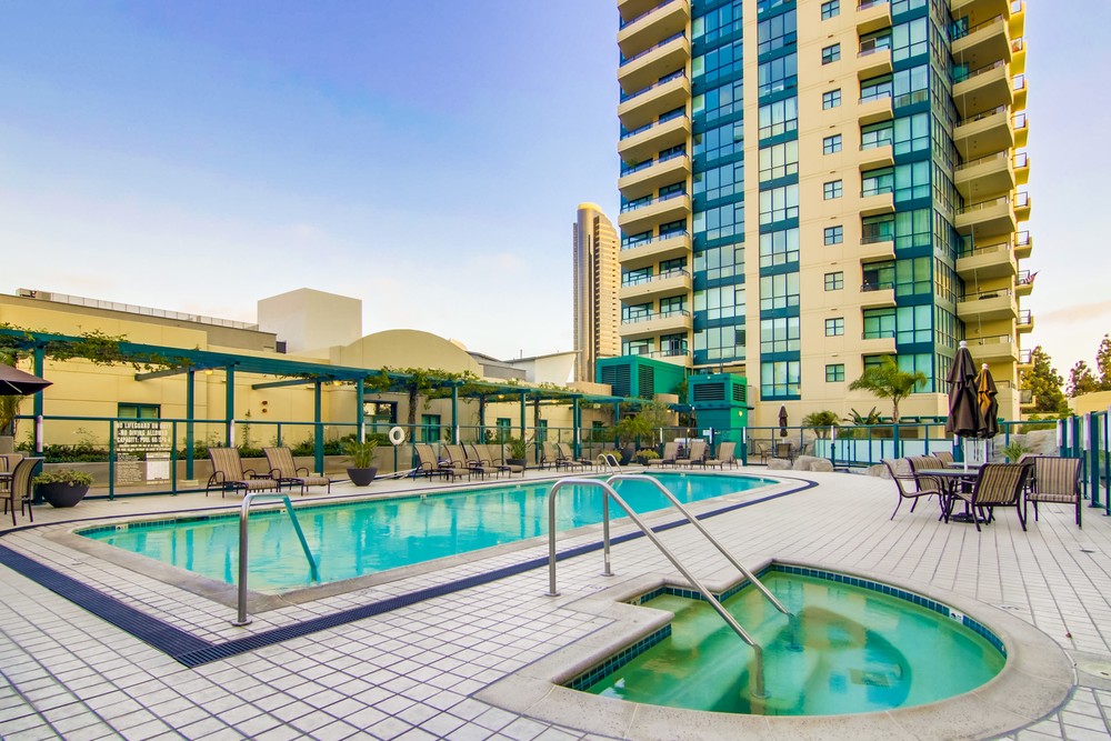 Virtual tour photo 89 of 91 for 555 Front St UNIT 204