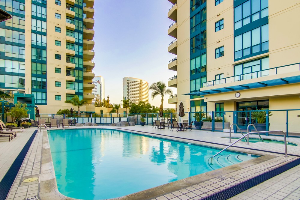 Virtual tour photo 91 of 91 for 555 Front St UNIT 204
