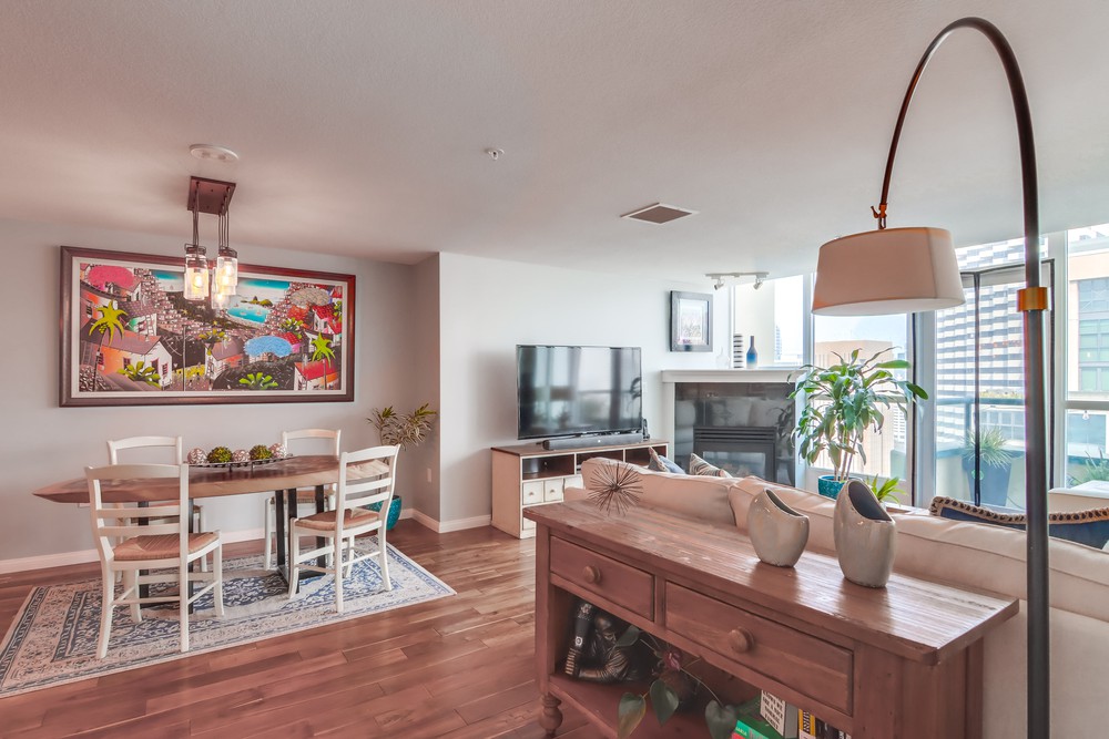 Virtual tour photo 8 of 54 for 555 Front St UNIT 2301