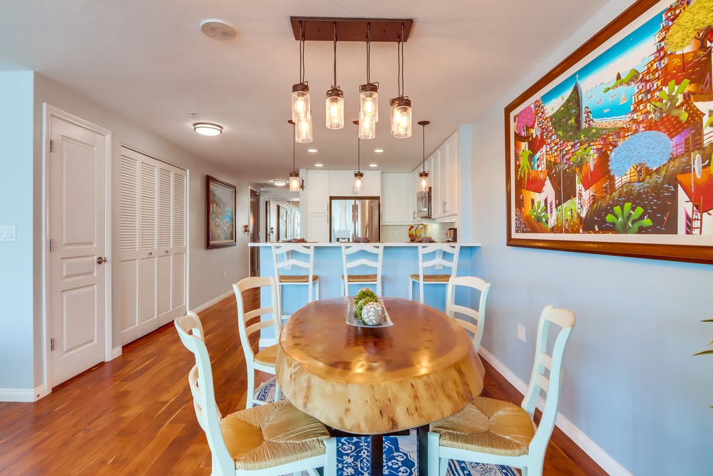 Virtual tour photo 16 of 54 for 555 Front St UNIT 2301