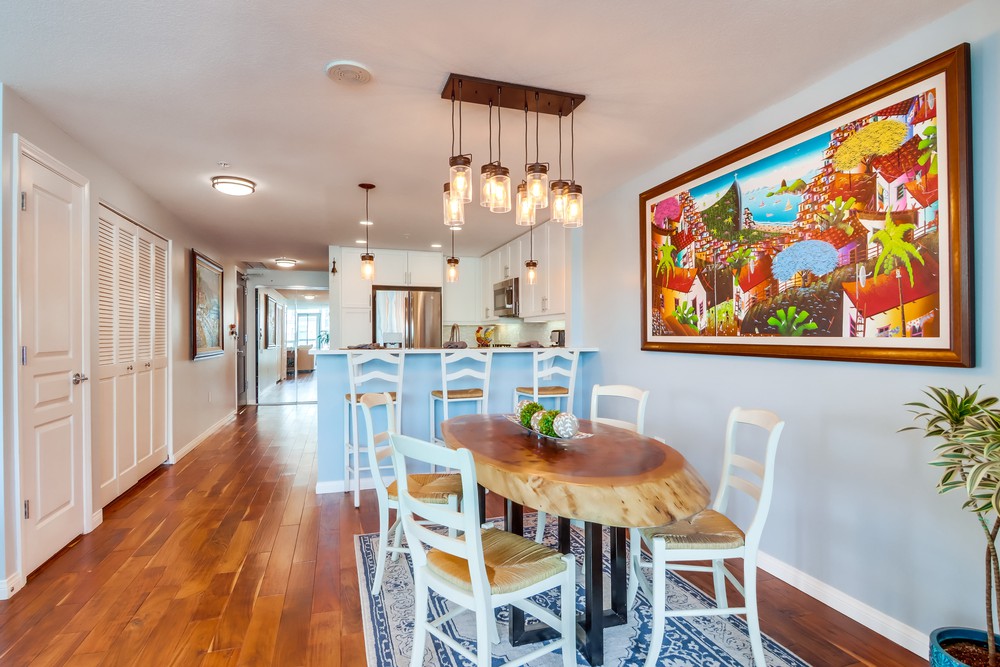Virtual tour photo 17 of 54 for 555 Front St UNIT 2301