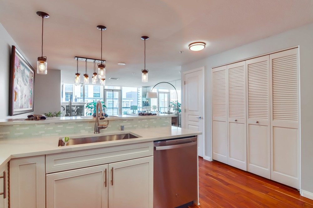 Virtual tour photo 24 of 54 for 555 Front St UNIT 2301