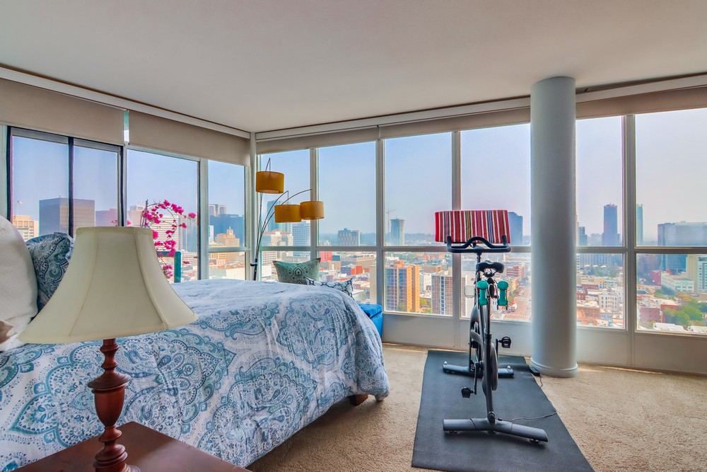 Virtual tour photo 28 of 54 for 555 Front St UNIT 2301