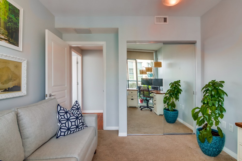 Virtual tour photo 42 of 54 for 555 Front St UNIT 2301