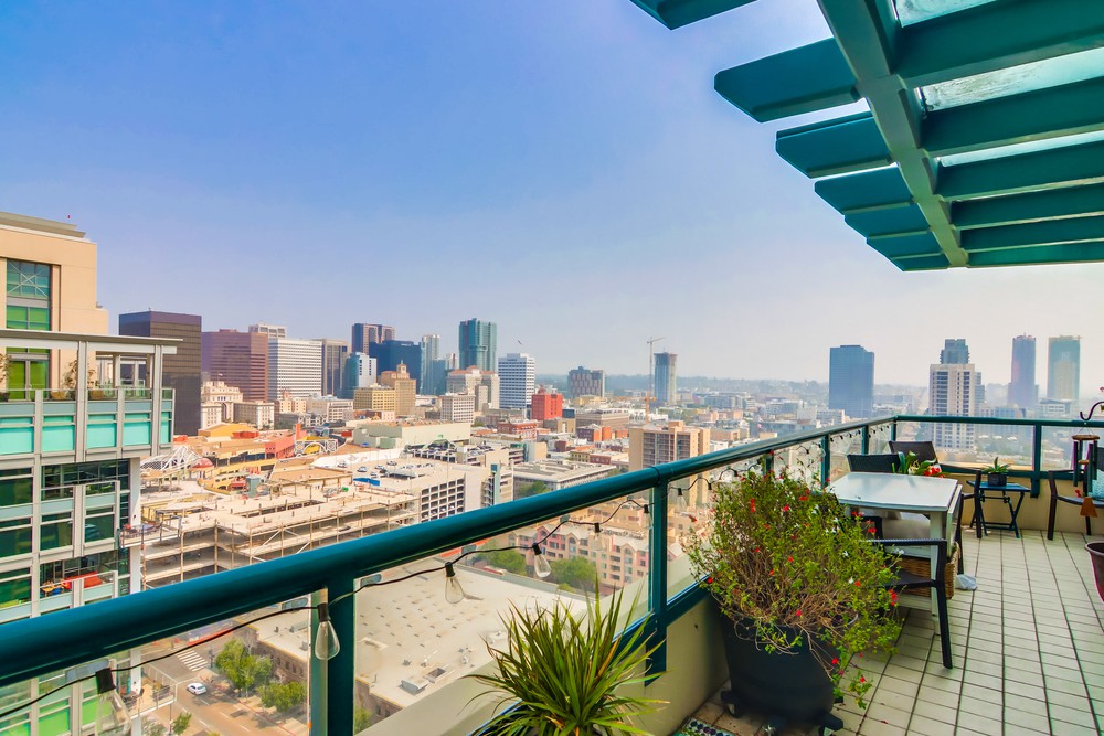 Virtual tour photo 48 of 54 for 555 Front St UNIT 2301