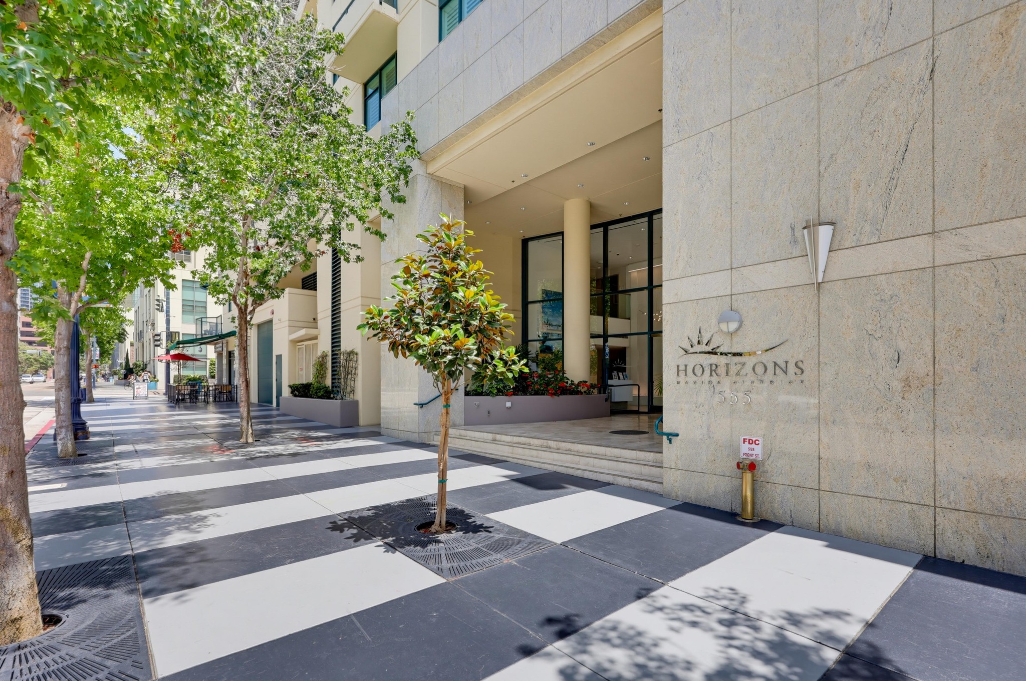 Virtual tour photo 9 of 101 for 555 Front St Unit 804