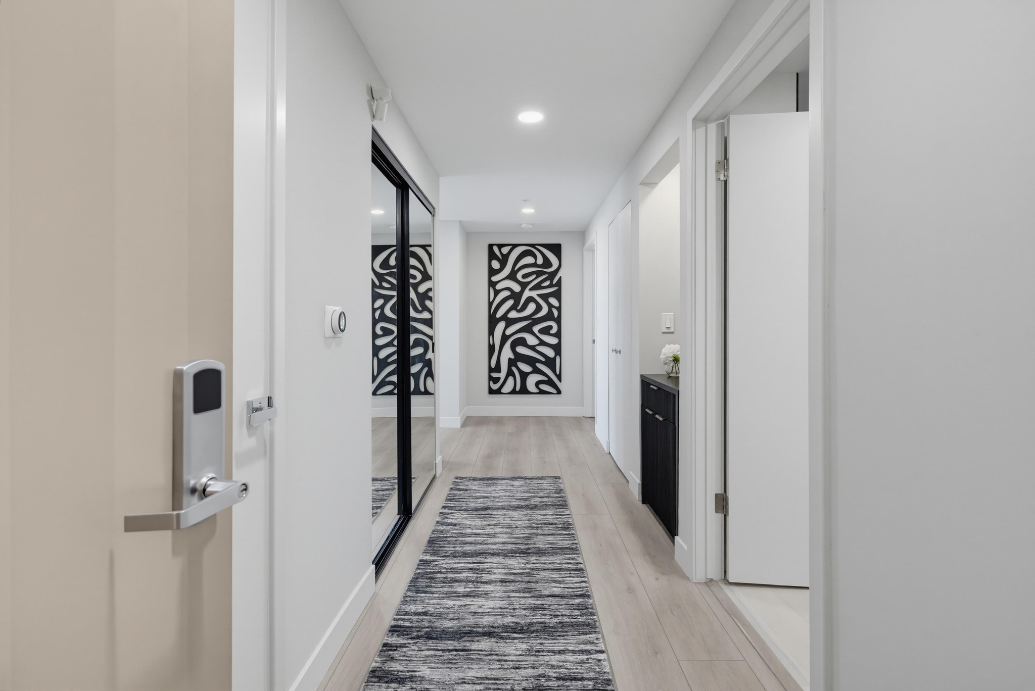 Virtual tour photo 14 of 101 for 555 Front St Unit 804