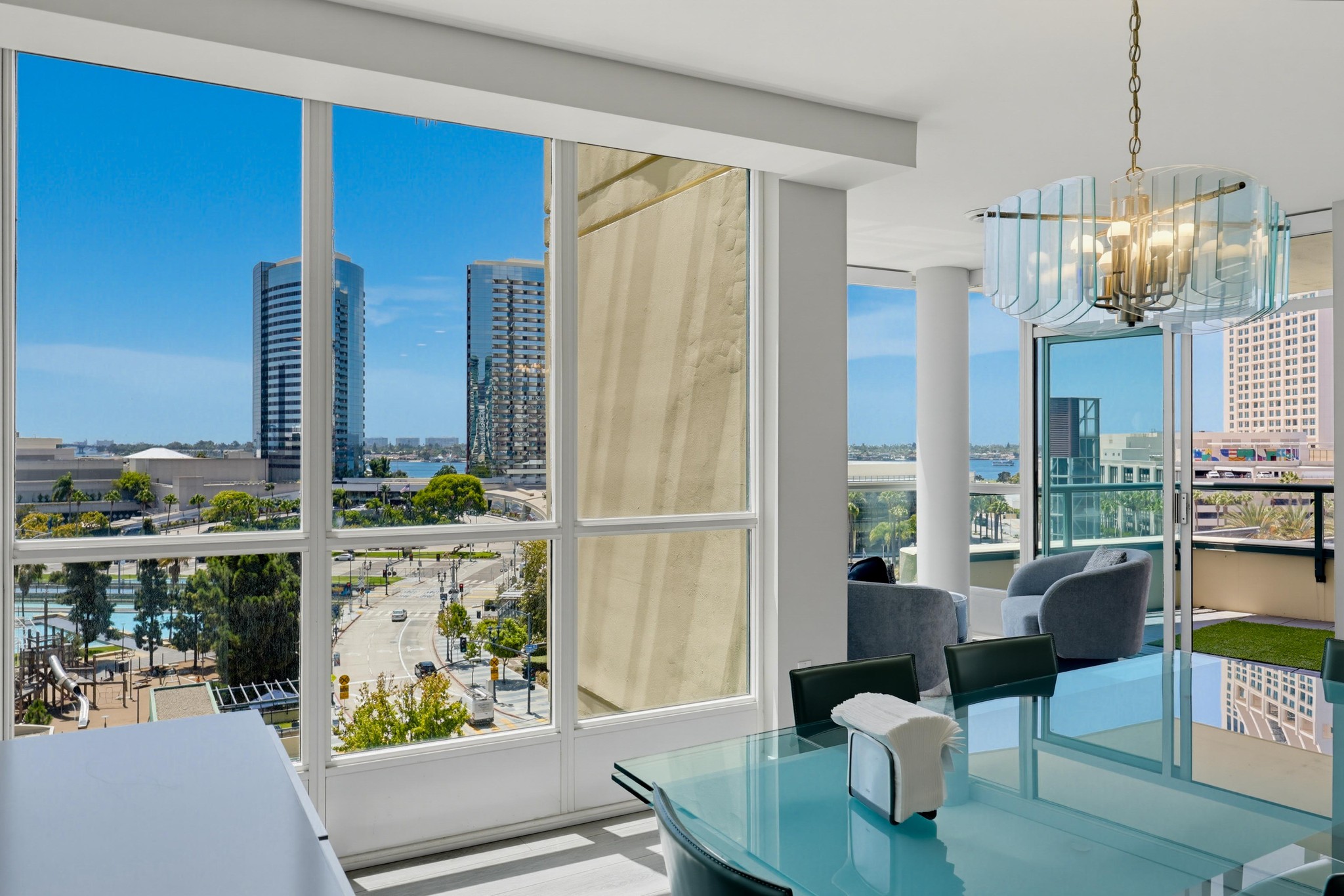 Virtual tour photo 16 of 101 for 555 Front St Unit 804