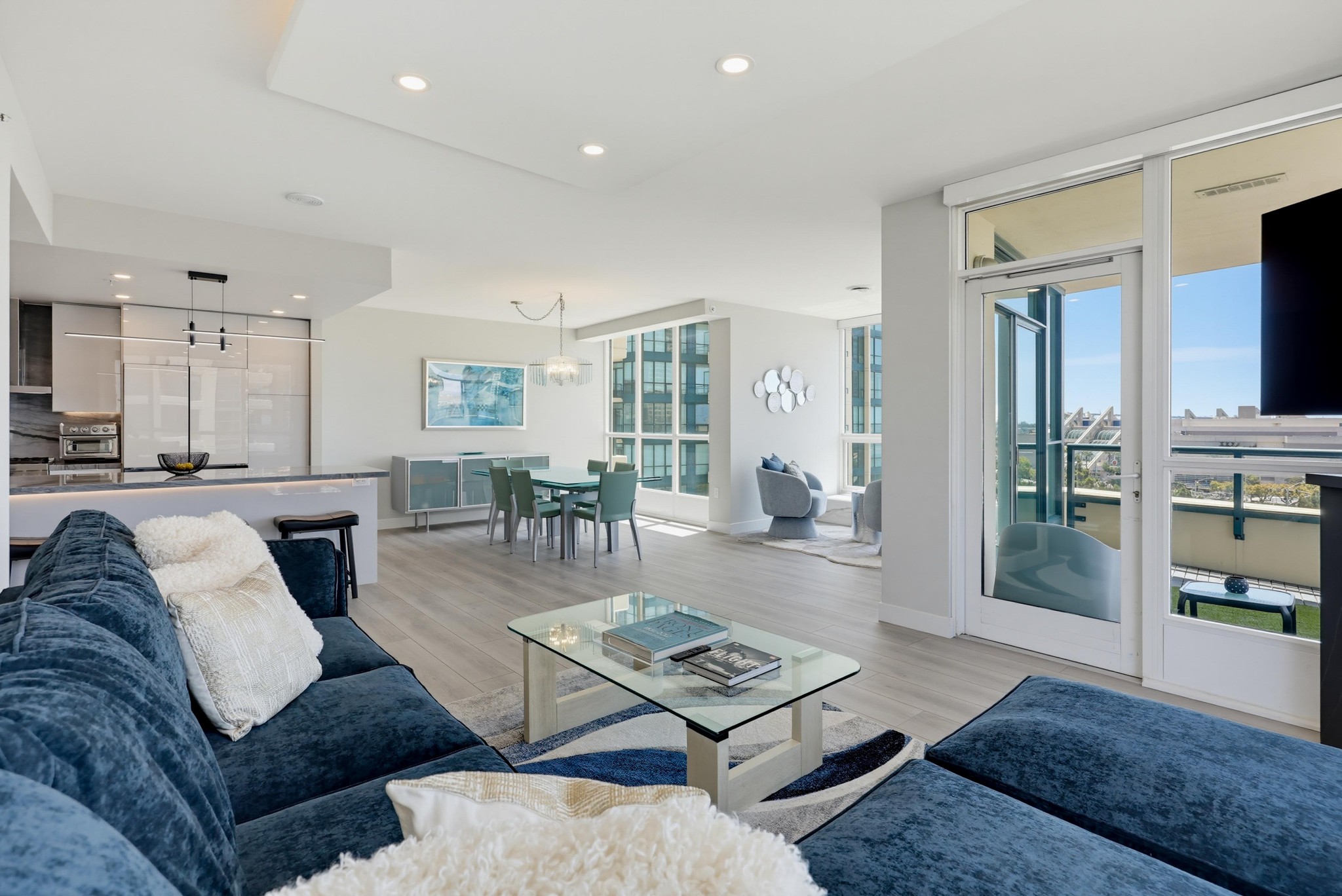 Virtual tour photo 19 of 101 for 555 Front St Unit 804