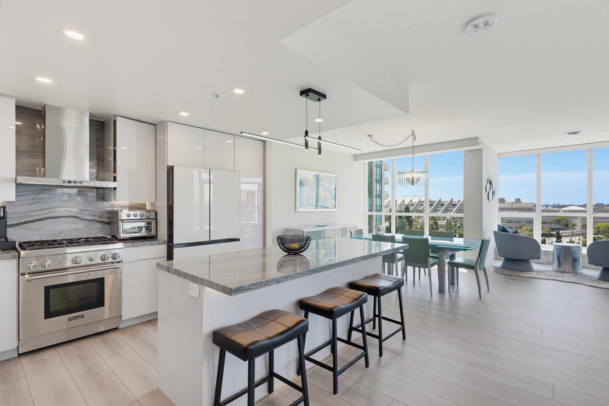 Virtual tour photo 22 of 101 for 555 Front St Unit 804