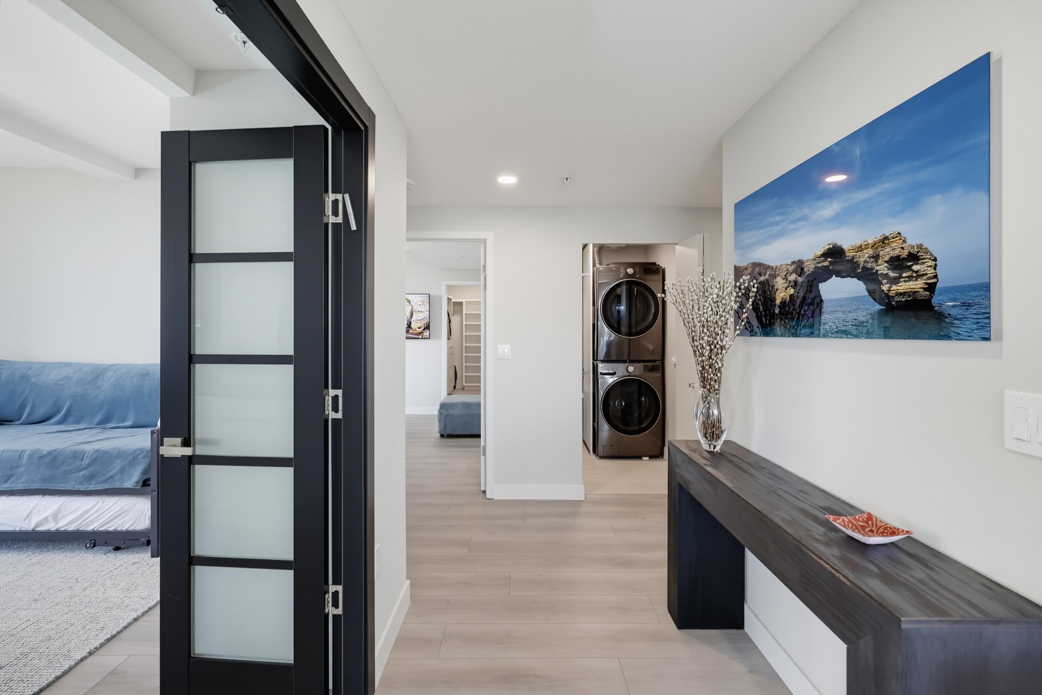 Virtual tour photo 31 of 101 for 555 Front St Unit 804