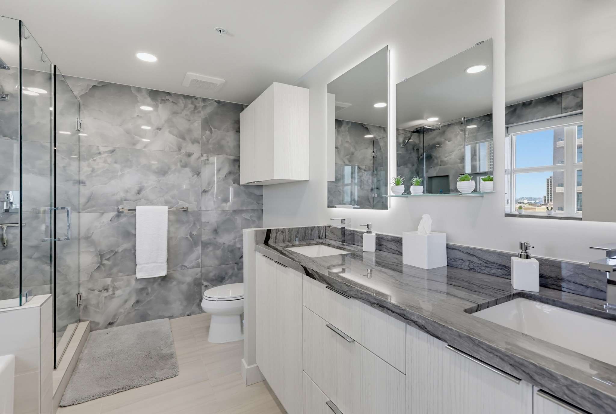 Virtual tour photo 59 of 101 for 555 Front St Unit 804
