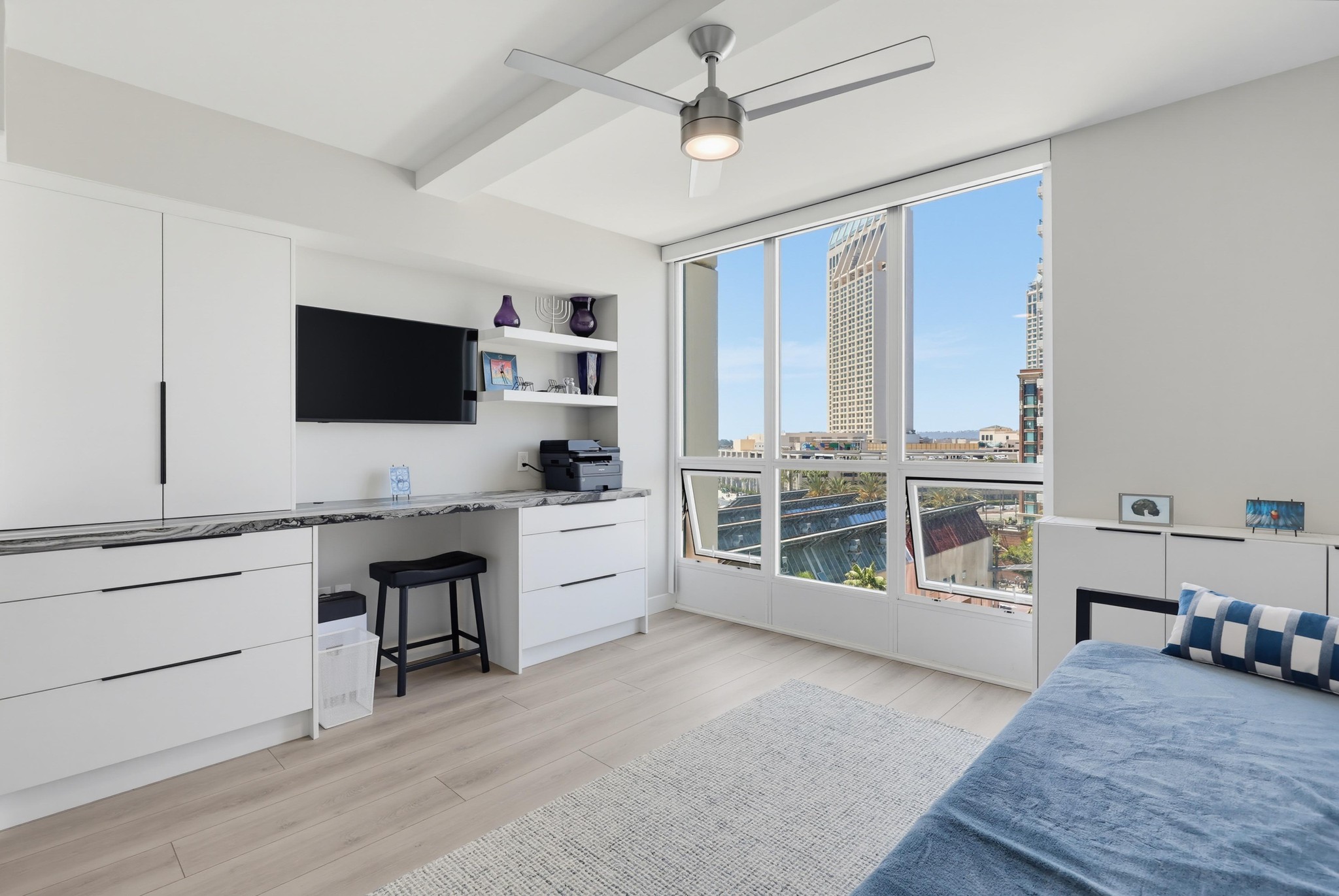 Virtual tour photo 75 of 101 for 555 Front St Unit 804