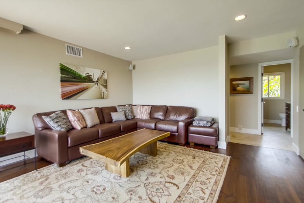 Virtual tour photo 43 of 132 for 555 San Antonio Ave