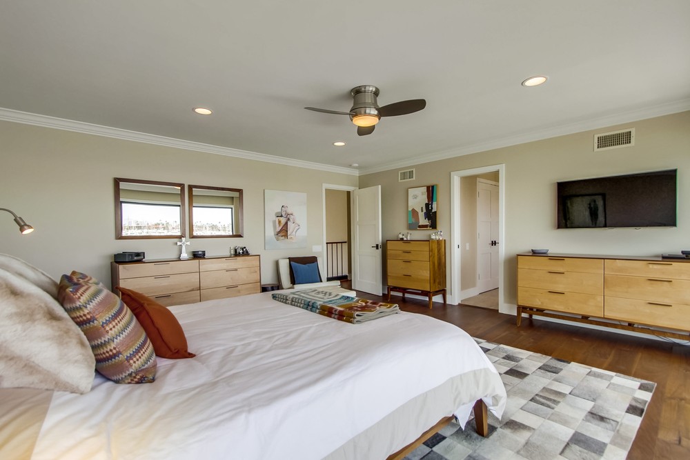 Virtual tour photo 56 of 132 for 555 San Antonio Ave