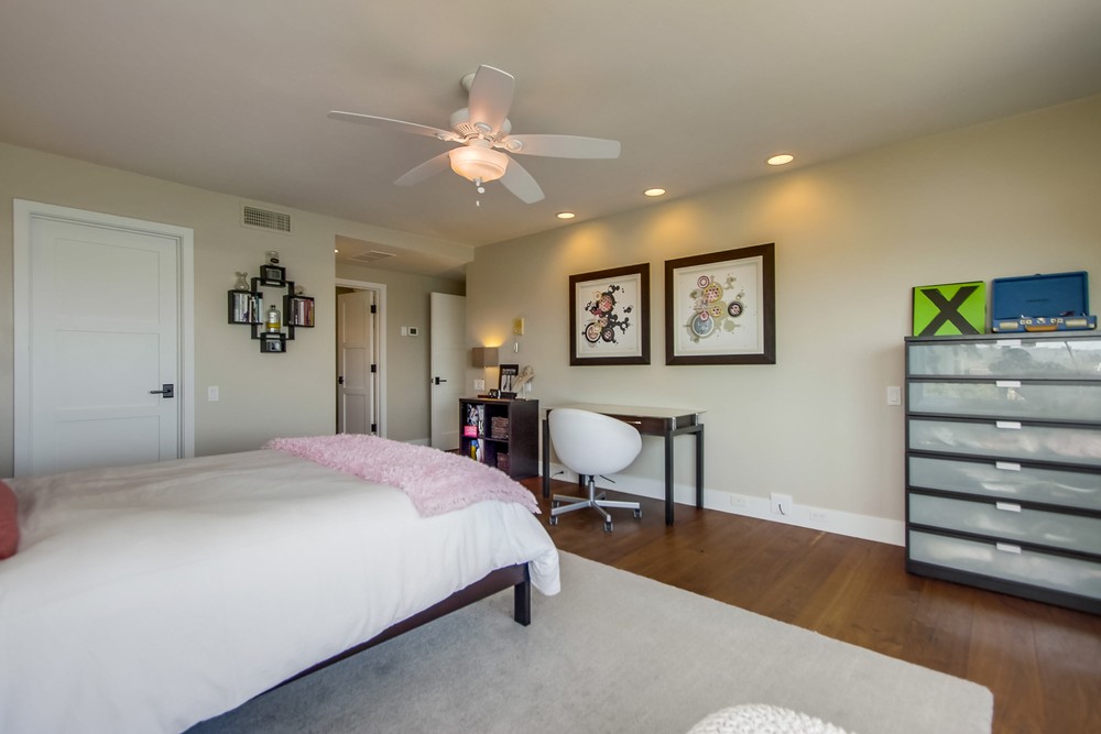 Virtual tour photo 79 of 132 for 555 San Antonio Ave