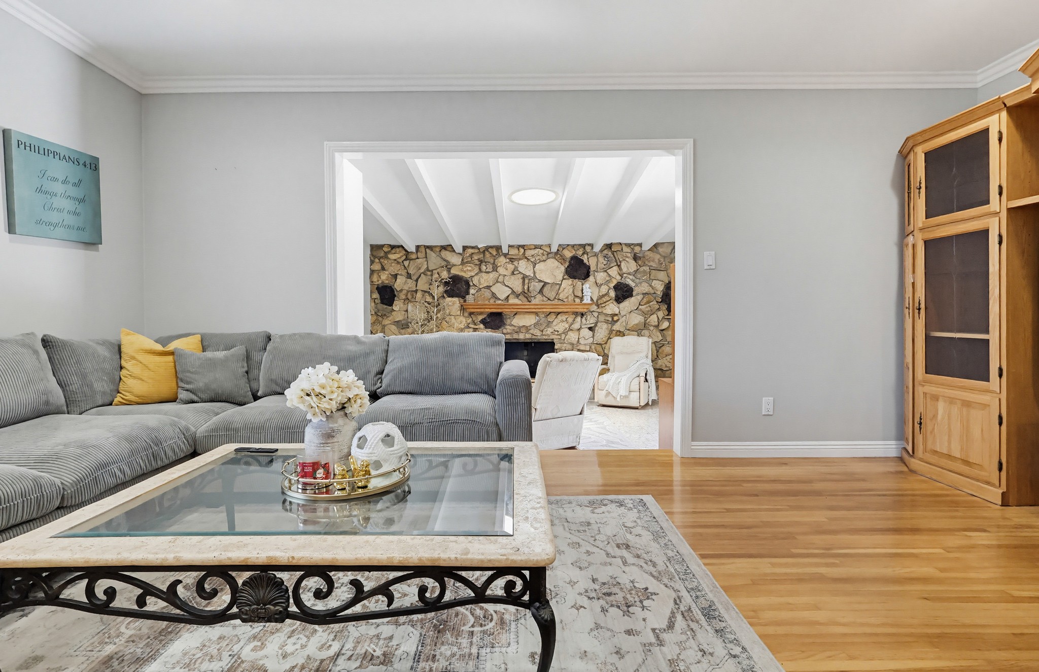 Virtual tour photo 13 of 66 for 555 W Shadwell St