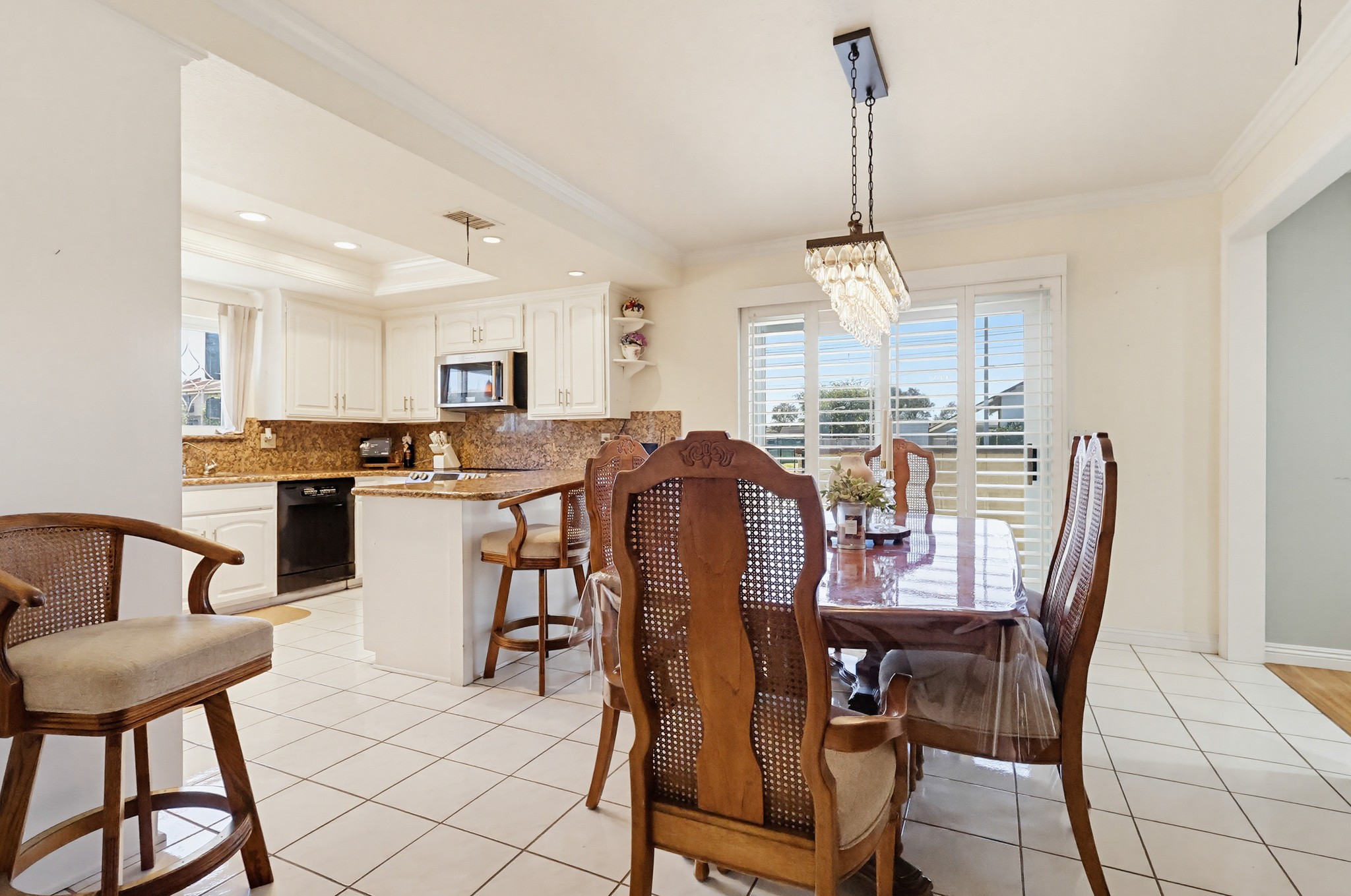 Virtual tour photo 24 of 66 for 555 W Shadwell St