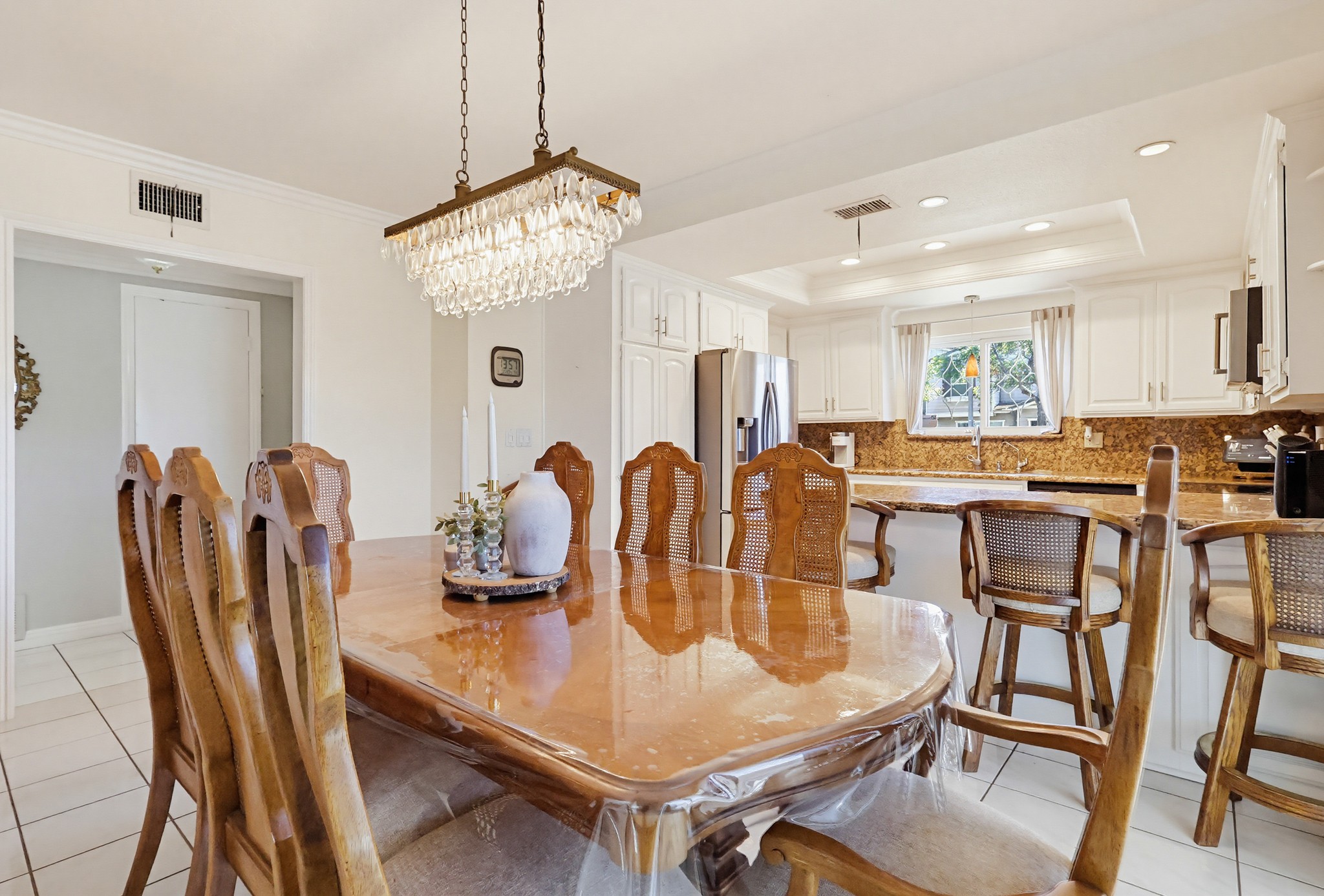 Virtual tour photo 25 of 66 for 555 W Shadwell St