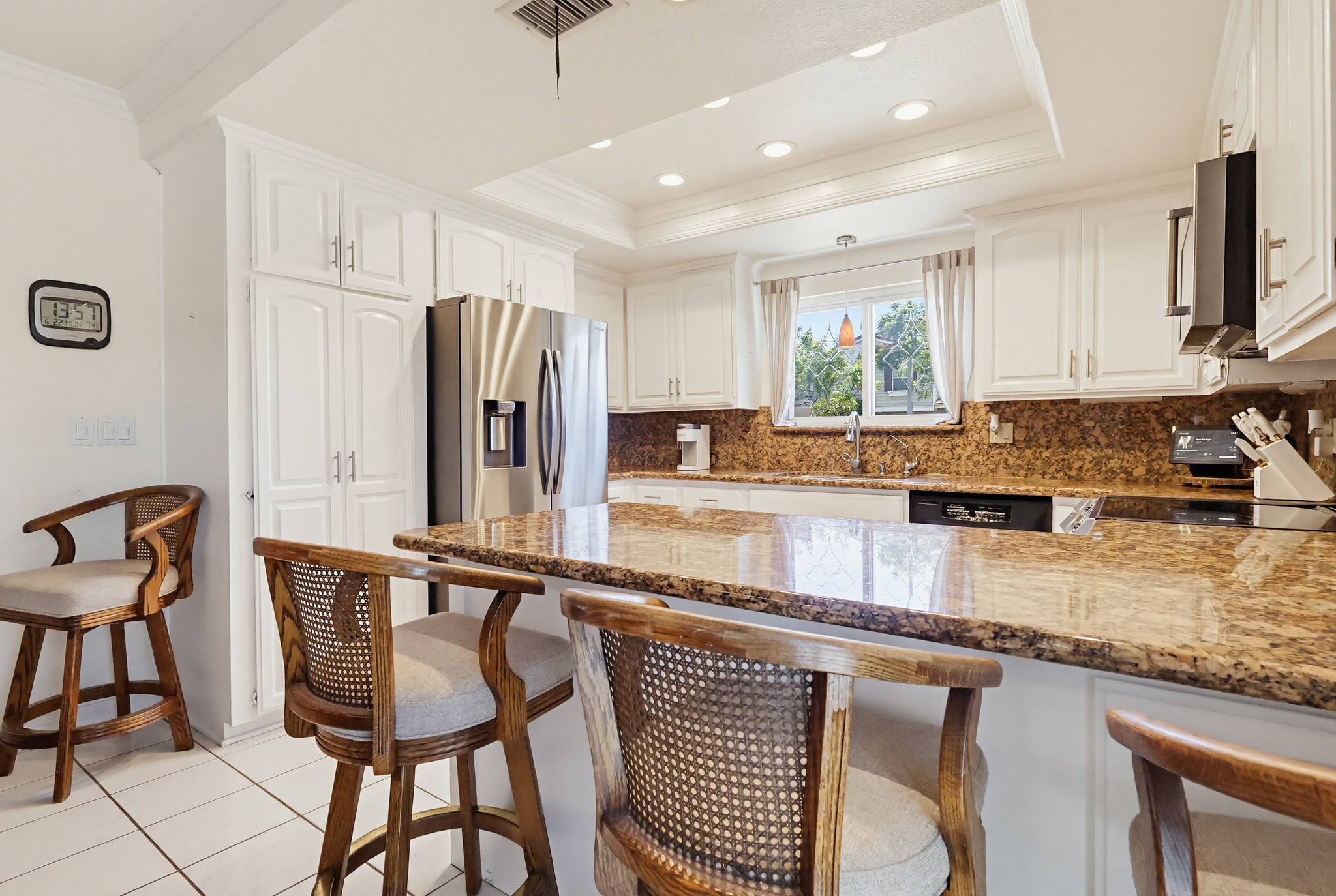 Virtual tour photo 28 of 66 for 555 W Shadwell St