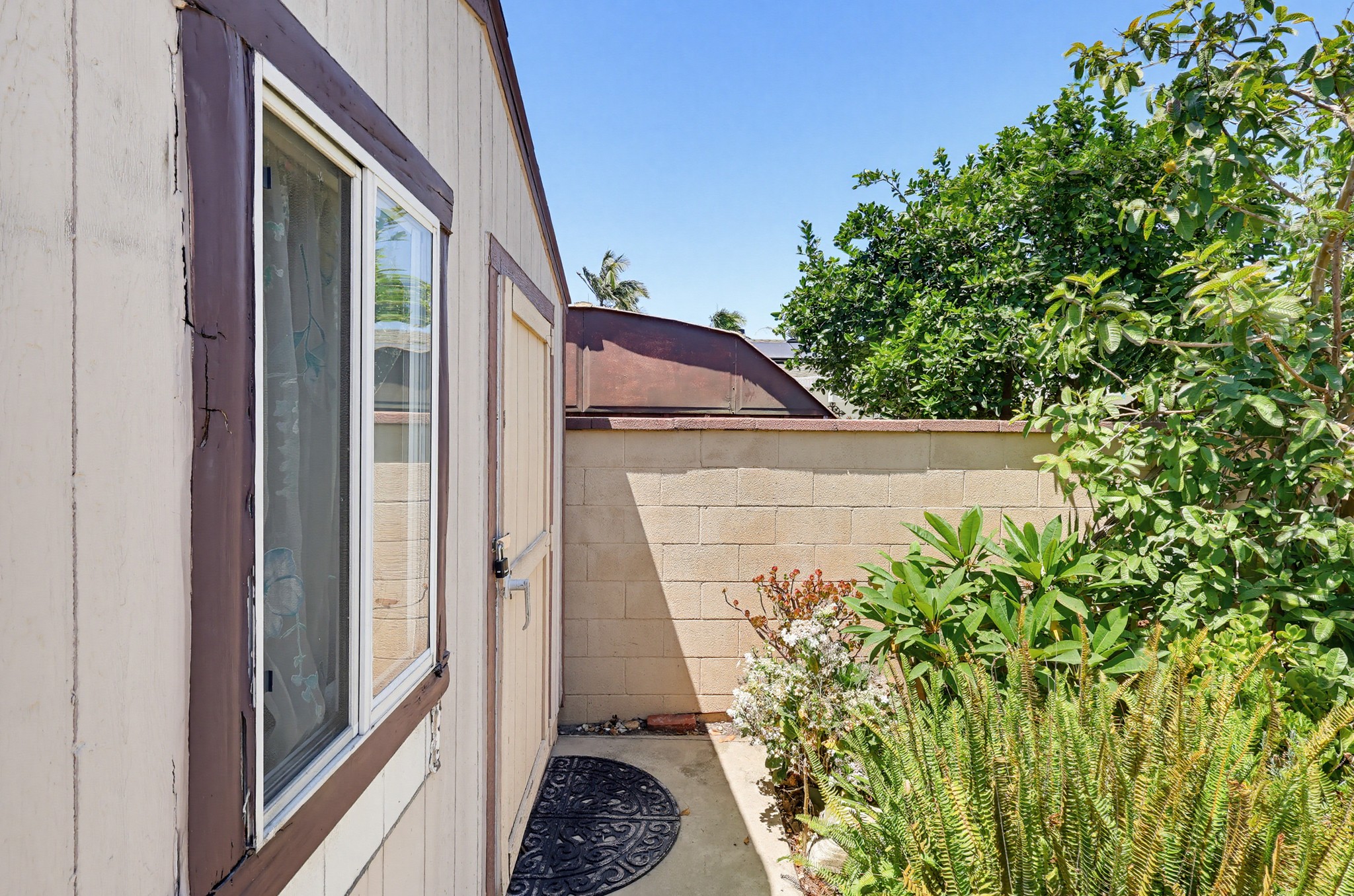 Virtual tour photo 60 of 66 for 555 W Shadwell St