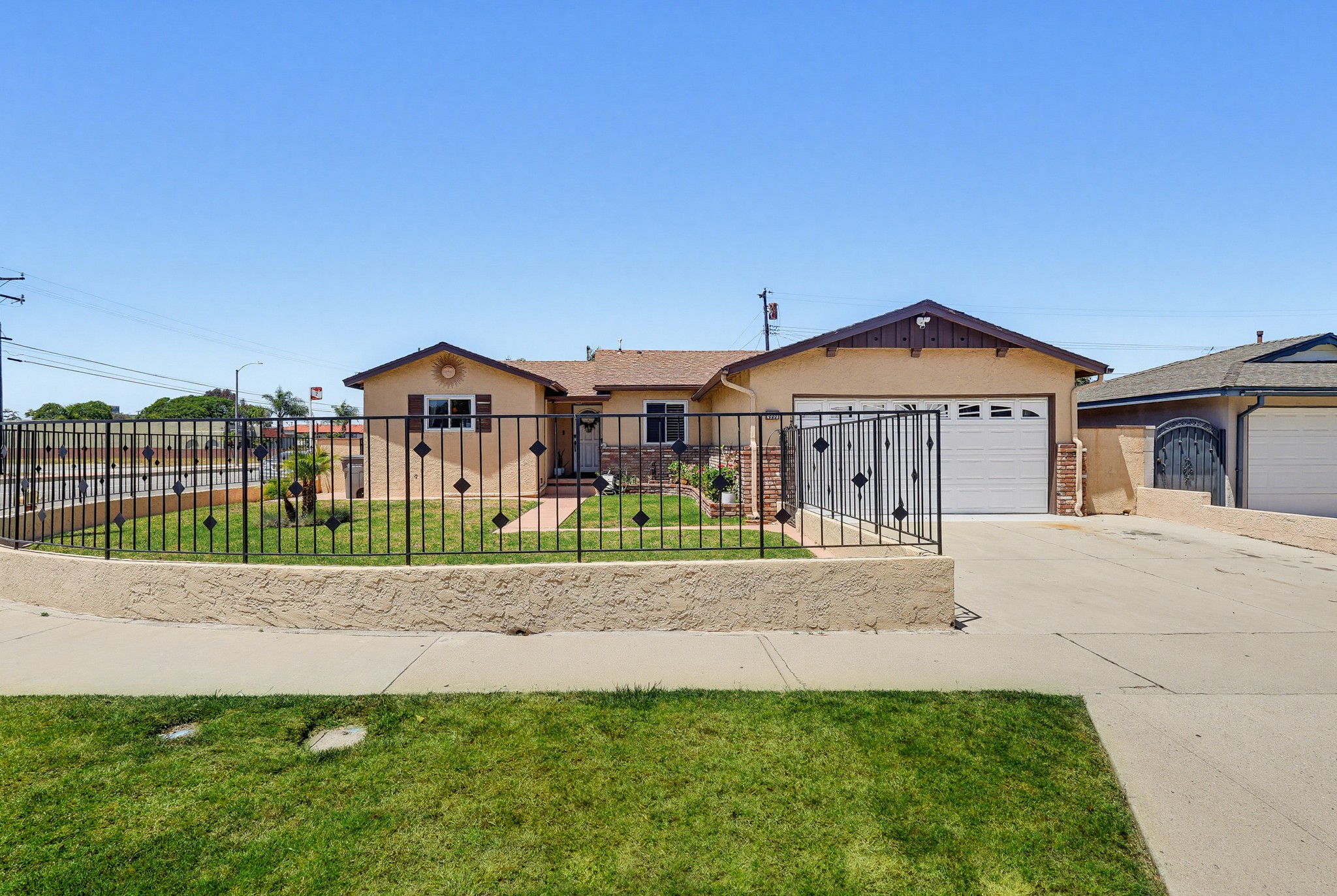 Virtual tour photo 65 of 66 for 555 W Shadwell St