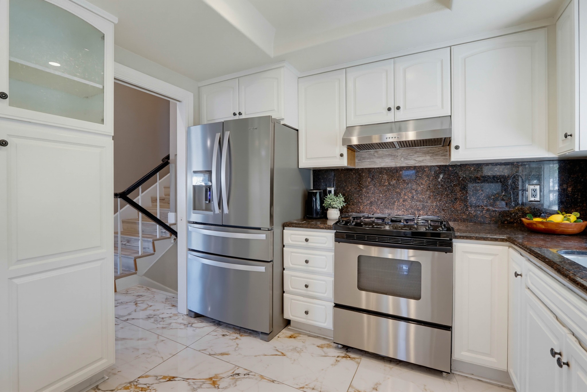 Virtual tour photo 24 of 72 for 5550 E Edgemar Ave