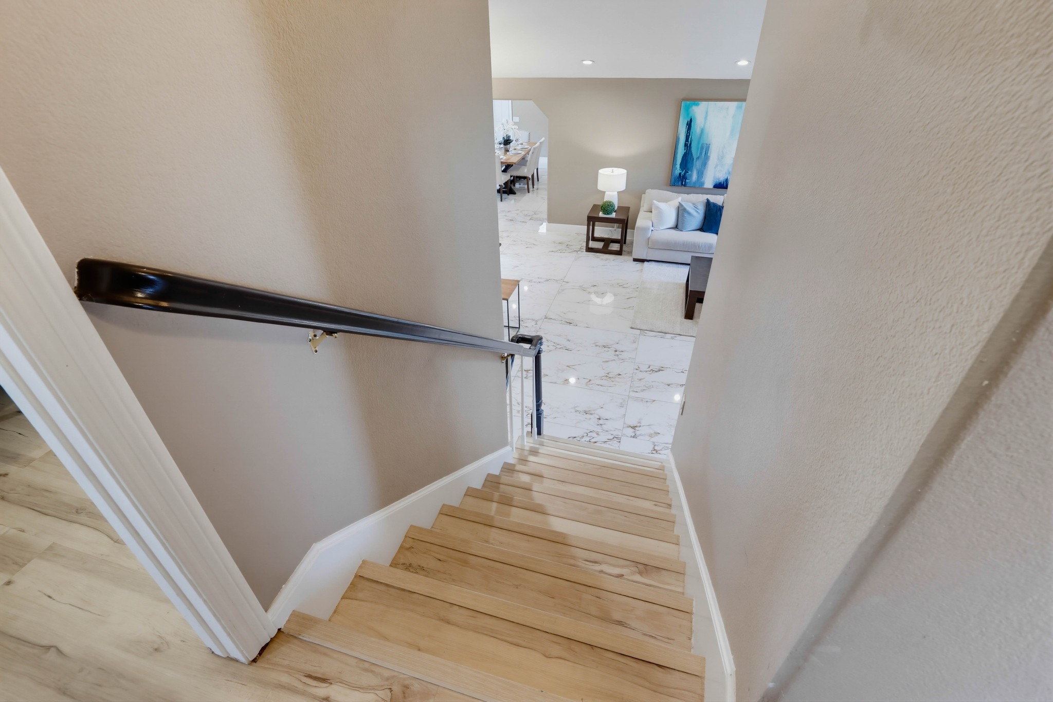 Virtual tour photo 40 of 72 for 5550 E Edgemar Ave