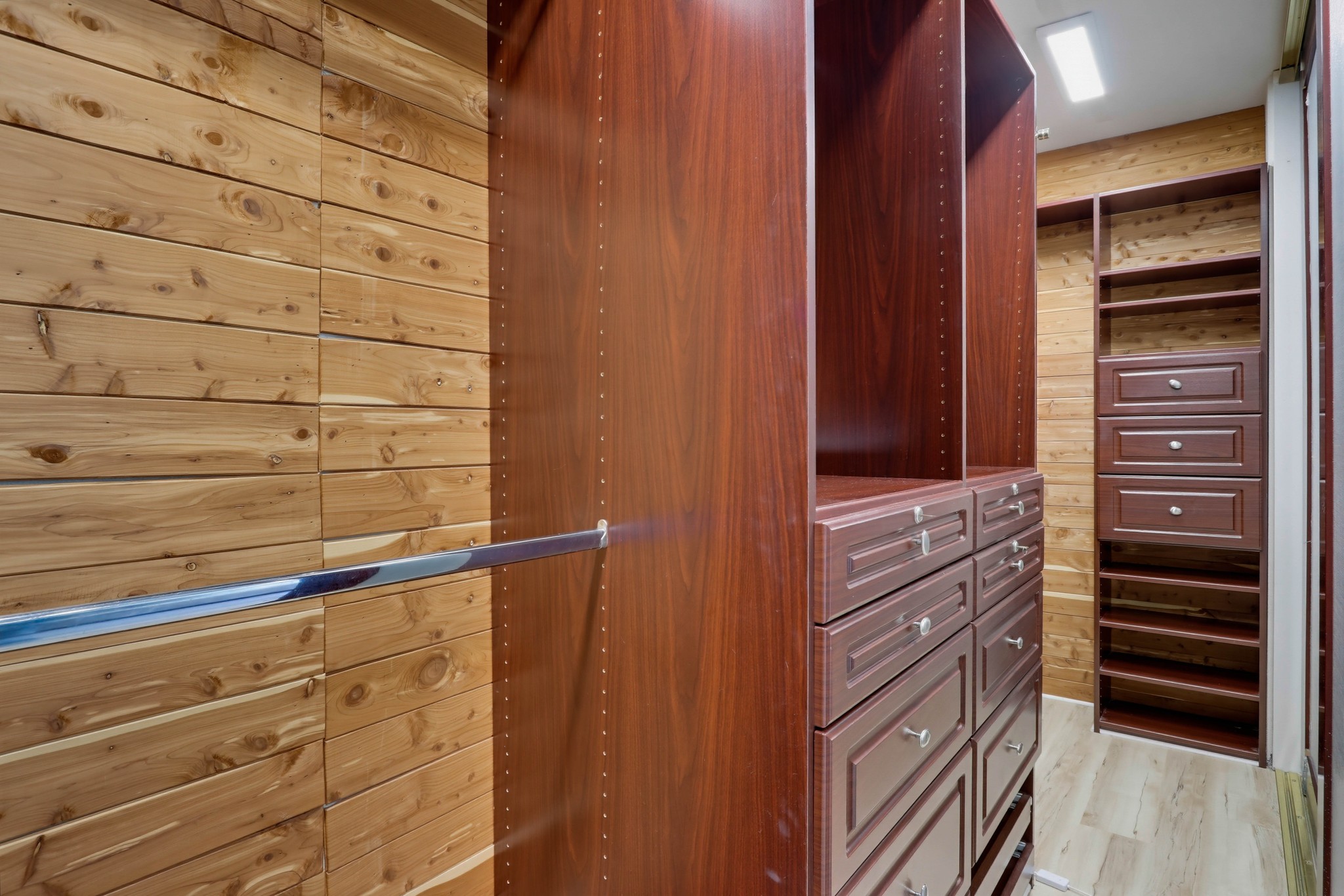 Virtual tour photo 50 of 72 for 5550 E Edgemar Ave