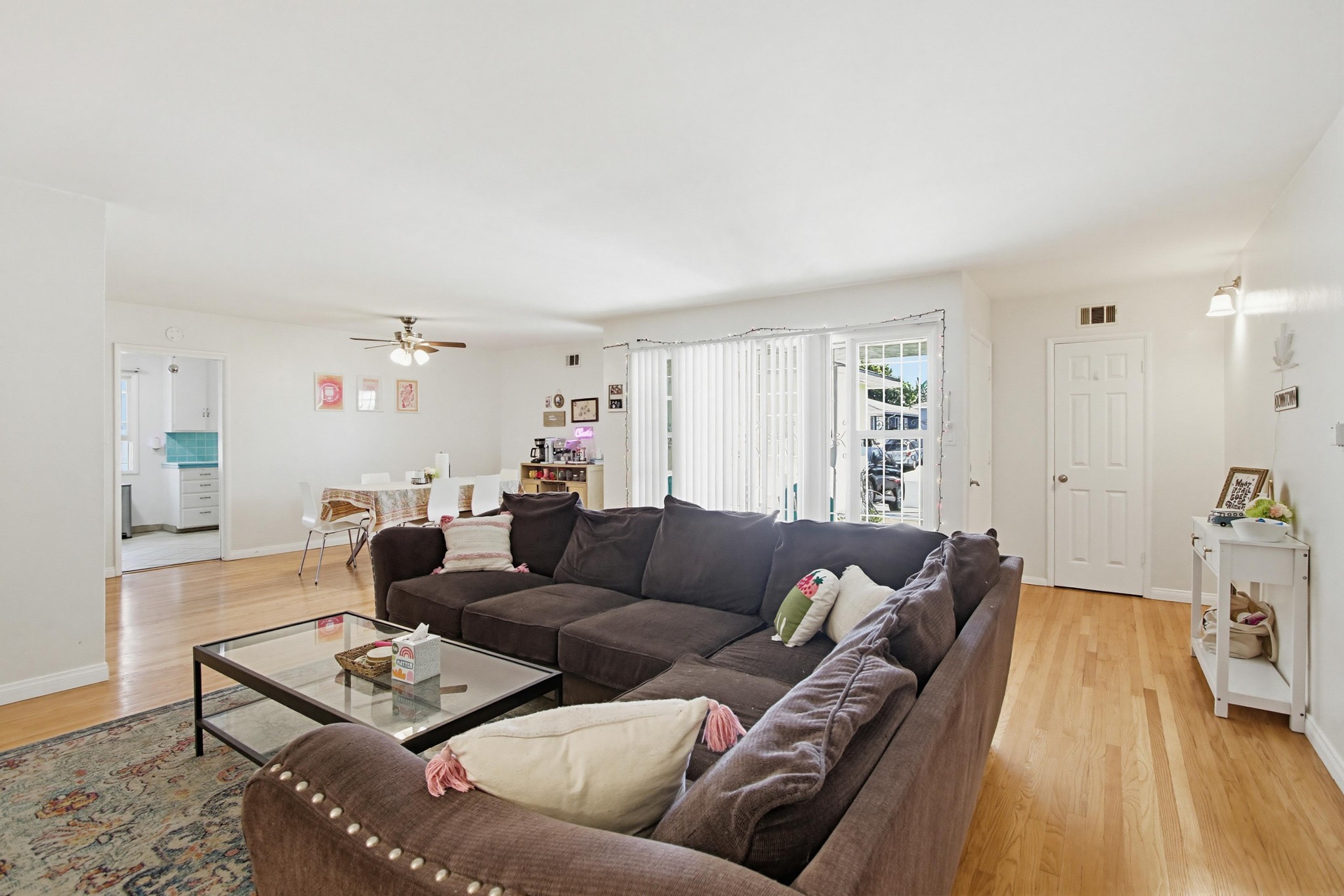 Virtual tour photo 7 of 44 for 5556 Mary Ln Dr