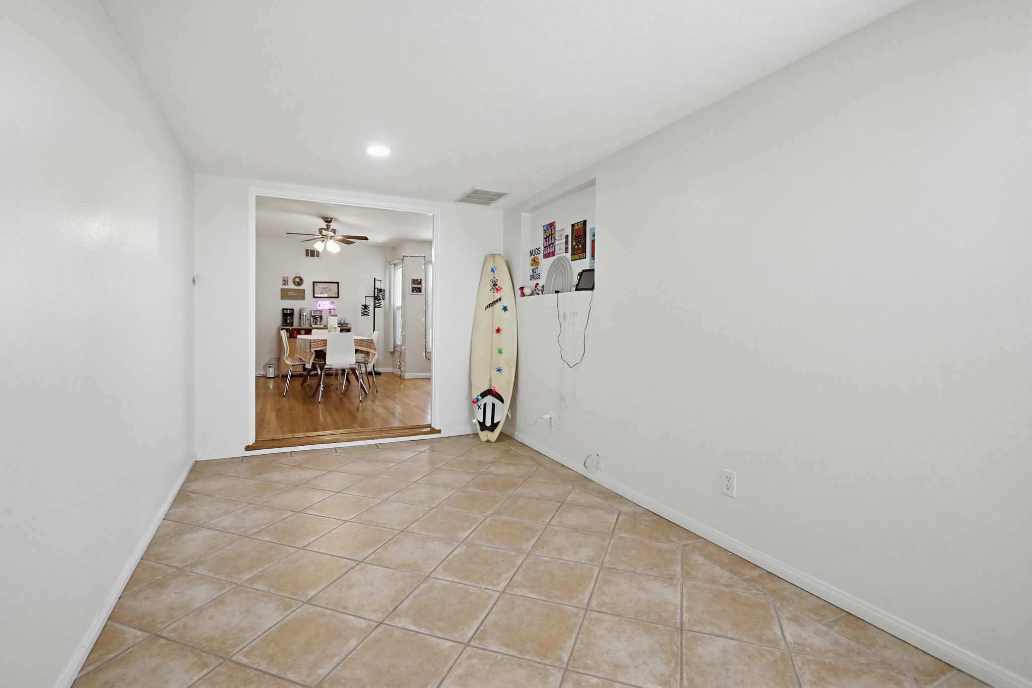 Virtual tour photo 16 of 44 for 5556 Mary Ln Dr