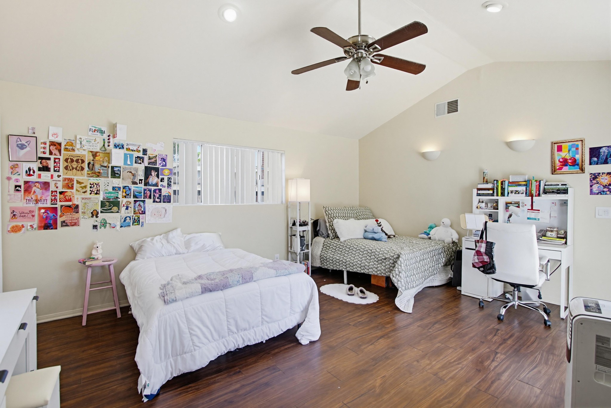 Virtual tour photo 24 of 44 for 5556 Mary Ln Dr