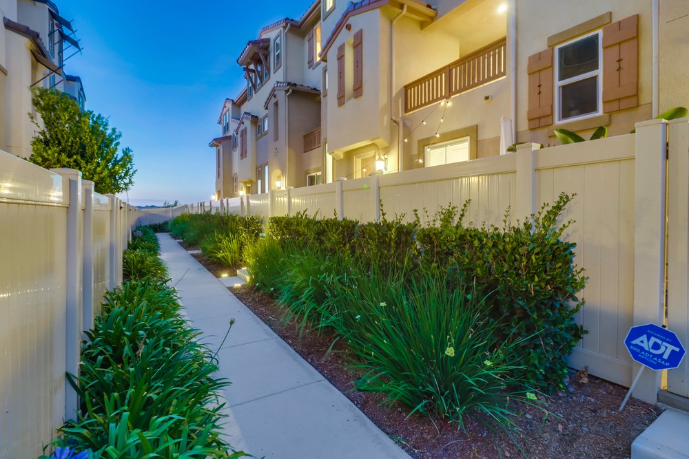 Virtual tour photo 1 of 72 for 5562 Santa Alicia