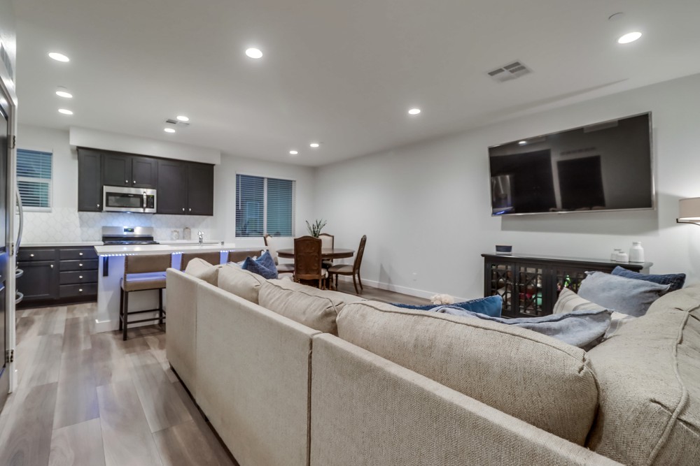 Virtual tour photo 11 of 72 for 5562 Santa Alicia