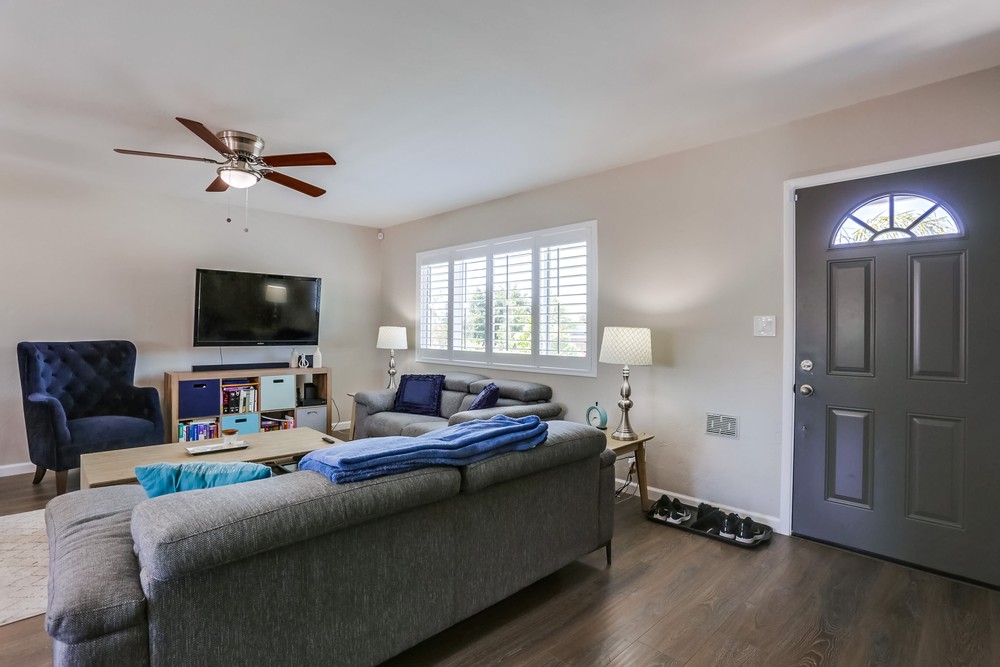 Virtual tour photo 10 of 34 for 5567 Las Alturas Terrace