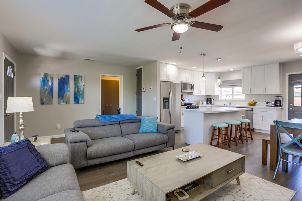 Virtual tour photo 12 of 34 for 5567 Las Alturas Terrace